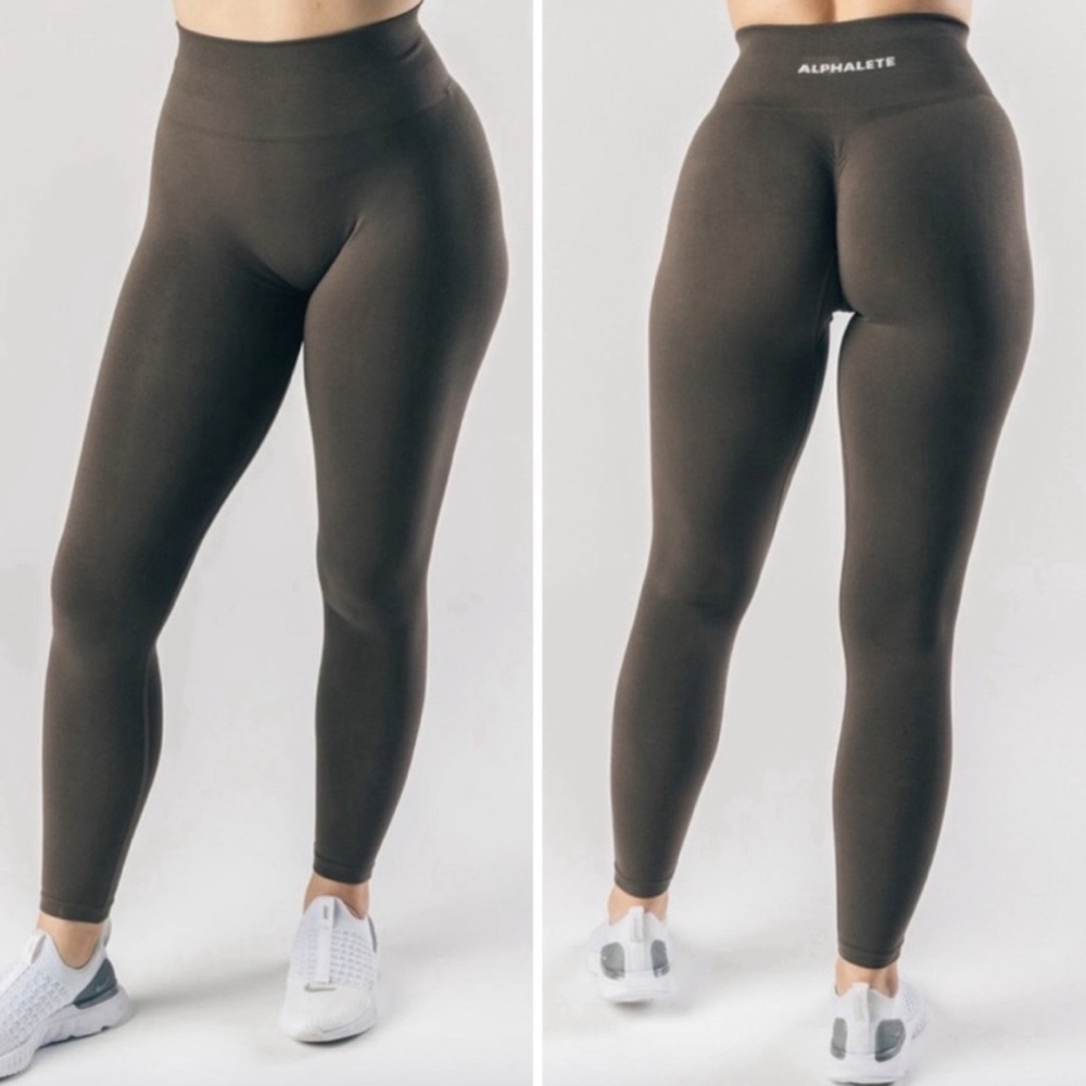 Alphalete Amplify Leggings in Mocha